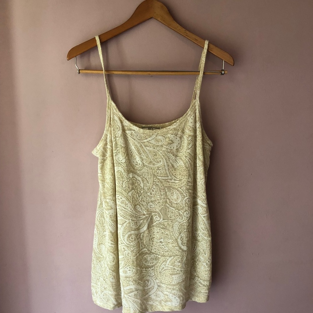 Glittery under shirt !